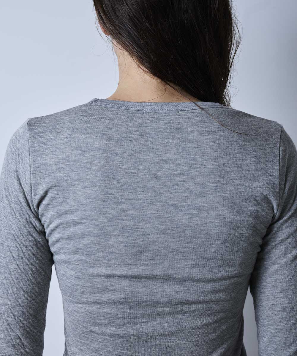 モイスト長袖Tシャツ【カシミヤ混接結】
