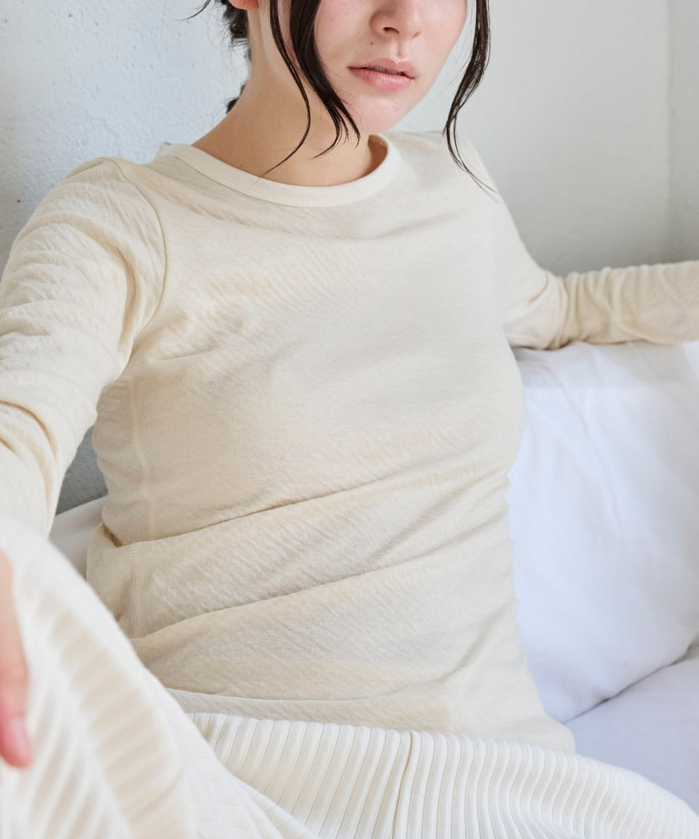 モイスト長袖Tシャツ【カシミヤ混接結】
